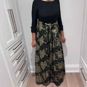 Gold and black dress Eliza J (size 14) fits like a 12